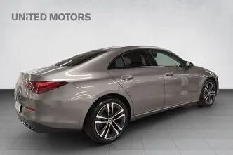 Mercedes-Benz CLA 200, 1.4, 120 kW, petrol, automatic, front-wheel drive