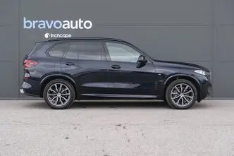 BMW X5, 3.0, 210 kW, hybrid, automatic, four-wheel drive
