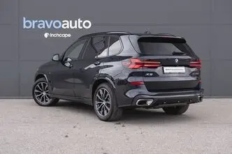 BMW X5, 3.0, 210 kW, hybrid, automatic, four-wheel drive