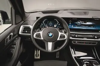 BMW X5, 3.0, 210 kW, hybrid, automatic, four-wheel drive