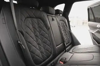BMW X5, 3.0, 210 kW, hybrid, automatic, four-wheel drive