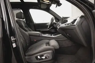 BMW X5, 3.0, 210 kW, hybrid, automatic, four-wheel drive