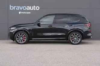 BMW X5, 3.0, 210 kW, hybrid, automatic, four-wheel drive