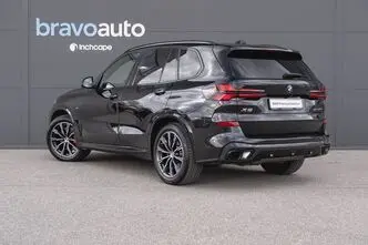 BMW X5, 3.0, 210 kW, hybrid, automatic, four-wheel drive