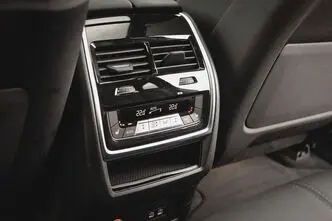 BMW X5, 3.0, 210 kW, hybrid, automatic, four-wheel drive