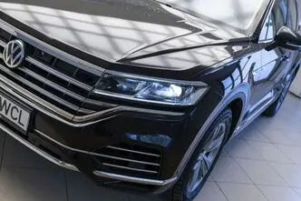 Volkswagen Touareg, 3.0, 210 kW, дизель, автомат, полный привод
