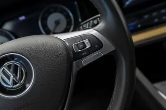 Volkswagen Touareg, 3.0, 210 kW, дизель, автомат, полный привод