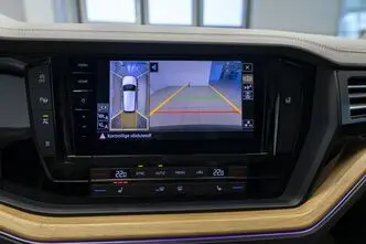 Volkswagen Touareg, 3.0, 210 kW, дизель, автомат, полный привод
