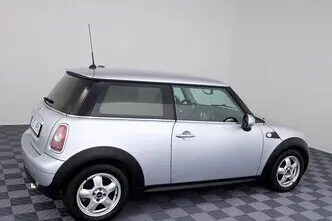 MINI Cooper, 1.4, 70 kW, bensiin, manuaal, esivedu