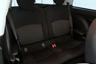 MINI Cooper, 1.4, 70 kW, bensiin, manuaal, esivedu