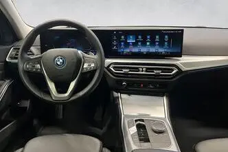 BMW 330, 215 kW, petrol, automatic, four-wheel drive
