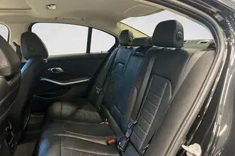 BMW 330, 215 kW, petrol, automatic, four-wheel drive