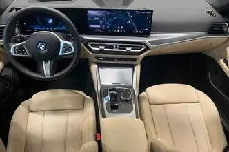 BMW i4, 250 kW, elekter, automaat, tagavedu