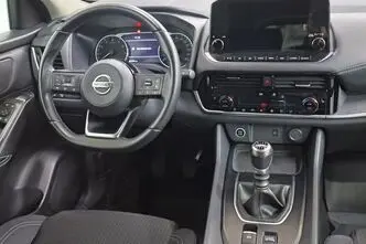 Nissan Qashqai, 1.3, 103 kW, hybrid, manual, front-wheel drive