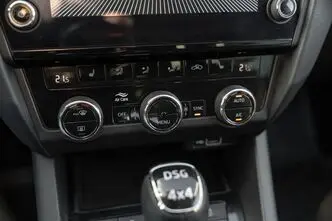 Škoda Octavia, 2.0, 140 kW, bensiin, automaat, nelikvedu