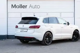 Volkswagen Touareg, 4.0, 310 kW, diesel, automatic, four-wheel drive