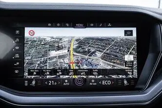 Volkswagen Touareg, 4.0, 310 kW, diesel, automatic, four-wheel drive