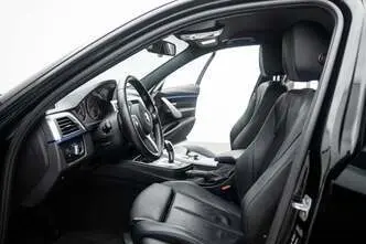 BMW 330, 2.0, 135 kW, plug-in hybrid, automatic, rear-wheel drive