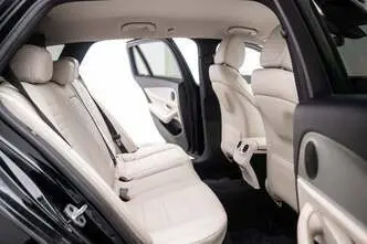 Mercedes-Benz E 220, 2.0, 143 kW, diesel, automatic, four-wheel drive