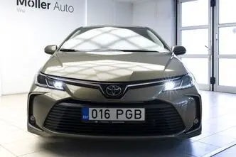 Toyota Corolla, 1.5, 92 kW, бензин, автомат, передний привод