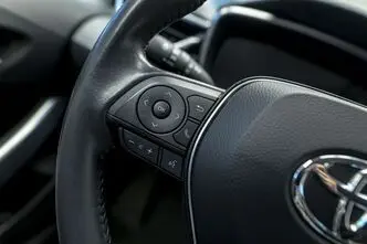 Toyota Corolla, 1.5, 92 kW, бензин, автомат, передний привод