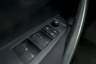 Toyota Corolla, 1.5, 92 kW, бензин, автомат, передний привод