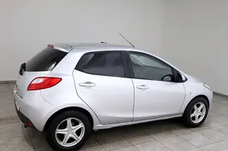 Mazda 2, 1.3, 55 kW, bensiin, manuaal, esivedu