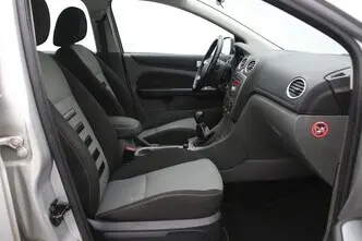 Ford Focus, 1.6, 74 kW, petrol, manual, front-wheel drive