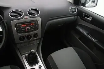 Ford Focus, 1.6, 74 kW, petrol, manual, front-wheel drive