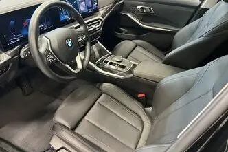 BMW 320, 2.0, 140 kW, гибрид, автомат, полный привод