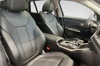 BMW 320, 2.0, 140 kW, гибрид, автомат, полный привод