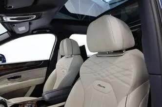 Bentley Bentayga, 4.0, 404 kW, bensiin, automaat, nelikvedu