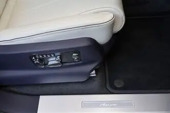 Bentley Bentayga, 4.0, 404 kW, bensiin, automaat, nelikvedu
