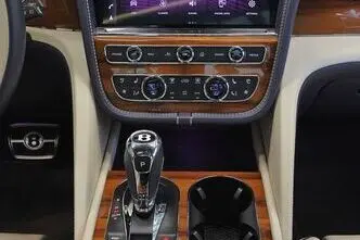 Bentley Bentayga, 4.0, 404 kW, bensiin, automaat, nelikvedu