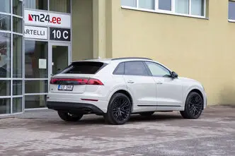 Audi Q8, 3.0, 250 kW, подключаемый гибрид, автомат, полный привод