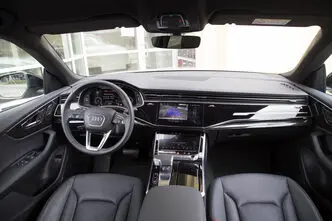 Audi Q8, 3.0, 250 kW, подключаемый гибрид, автомат, полный привод