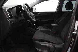 Hyundai Tucson, 1.6, 100 kW, diesel, automatic, front-wheel drive