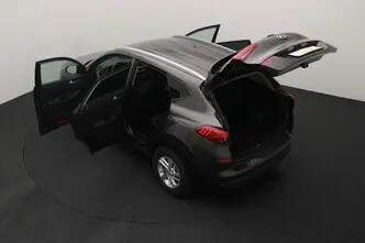 Hyundai Tucson, 1.6, 100 kW, diesel, automatic, front-wheel drive