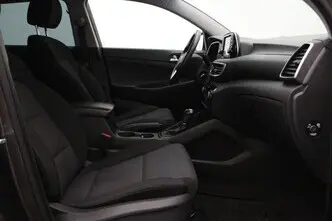 Hyundai Tucson, 1.6, 100 kW, diesel, automatic, front-wheel drive