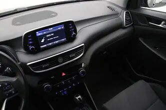 Hyundai Tucson, 1.6, 100 kW, diesel, automatic, front-wheel drive