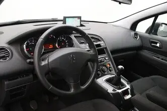 Peugeot 5008, 1.6, 88 kW, бензин, механическая, передний привод