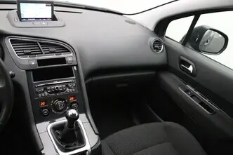 Peugeot 5008, 1.6, 88 kW, бензин, механическая, передний привод