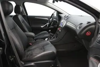Ford Mondeo, 2.0, 107 kW, petrol, manual, front-wheel drive