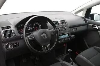 Volkswagen Touran, 1.2, 77 kW, bensiin, manuaal, esivedu