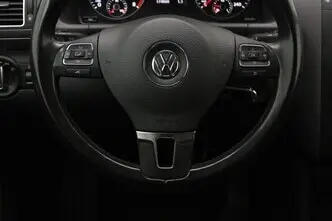 Volkswagen Touran, 1.2, 77 kW, bensiin, manuaal, esivedu