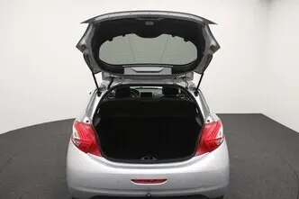 Peugeot 208, 1.4, 70 kW, bensiin, manuaal, esivedu