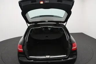 Mercedes-Benz C 220, 2.1, 125 kW, дизель, автомат, задний привод