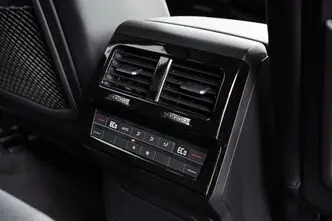 Volkswagen Touareg, 3.0, 170 kW, diesel, automatic, four-wheel drive