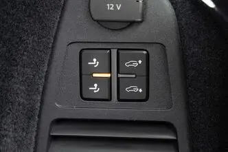 Volkswagen Touareg, 3.0, 170 kW, diesel, automatic, four-wheel drive
