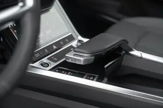 Audi e-tron, 300 kW, elekter, automaat, nelikvedu